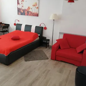 apartament-salezego.warsawhotelspoland.com/